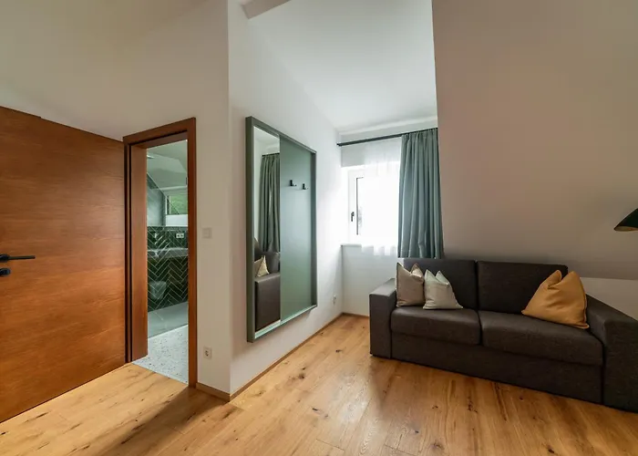 Ursprung * 德意志兰茨贝格